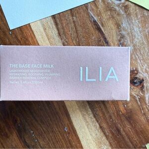 ILIA The Base Face Milk - Soft Pink